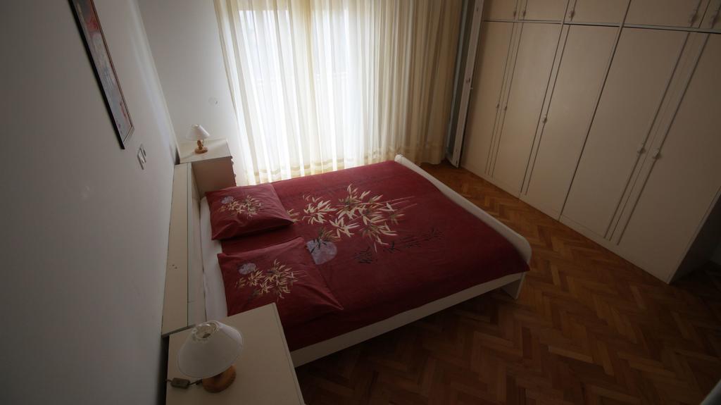 Apartments Ivka 오미스 외부 사진