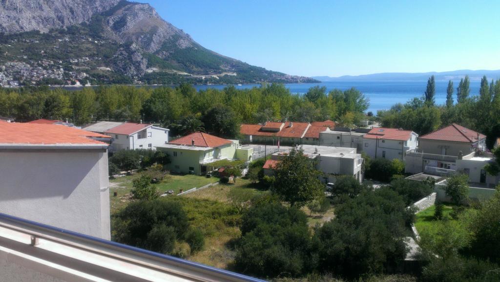 Apartments Ivka 오미스 객실 사진
